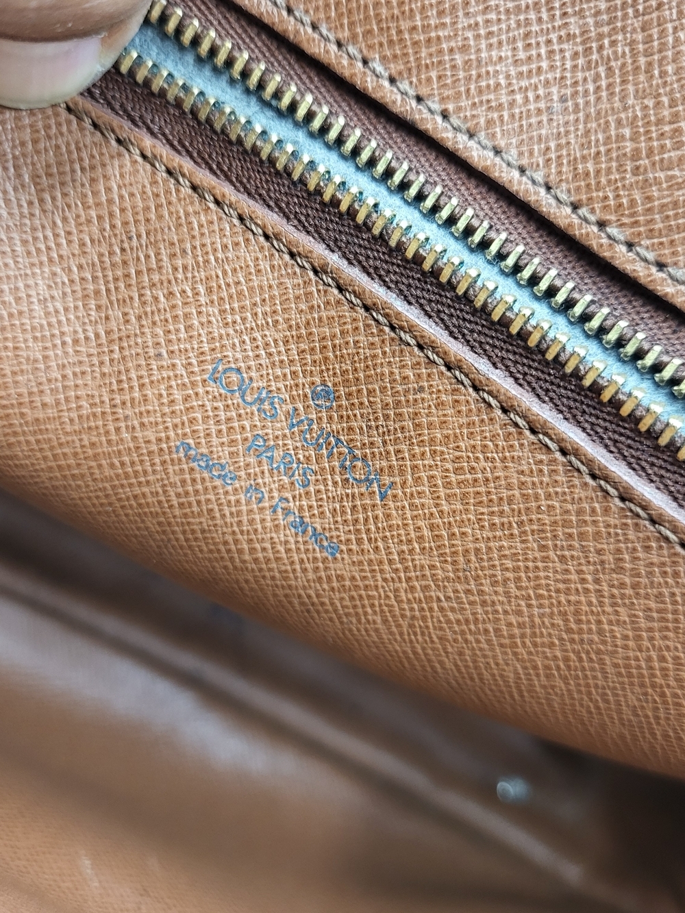 LOUIS VUITTON JEUNE FILLE MM Monogram Crossbody Bag..Authentic.. - Picture 7 of 16